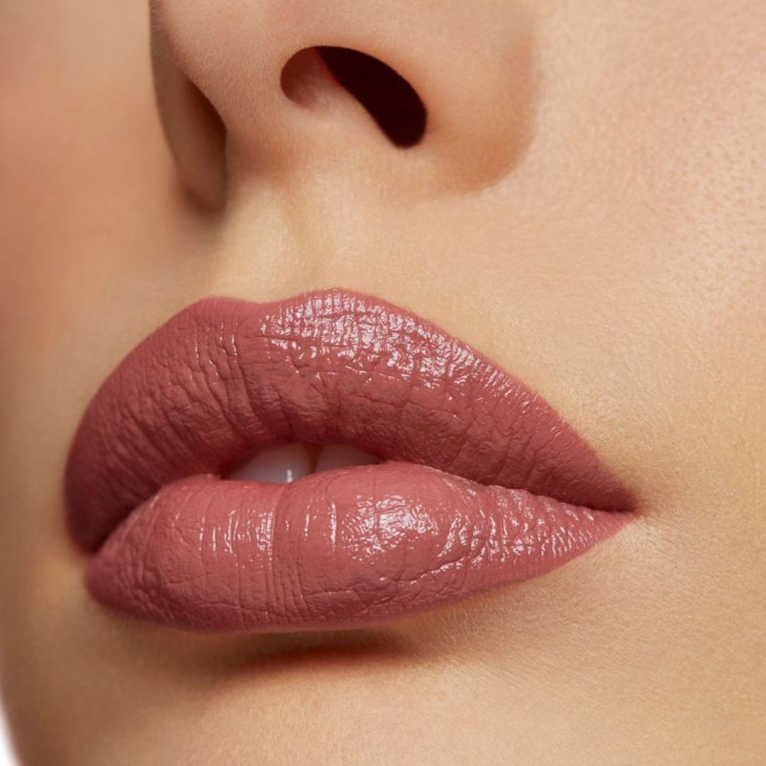 PUPA VOLUME Fast-action volumising lipstick Natural